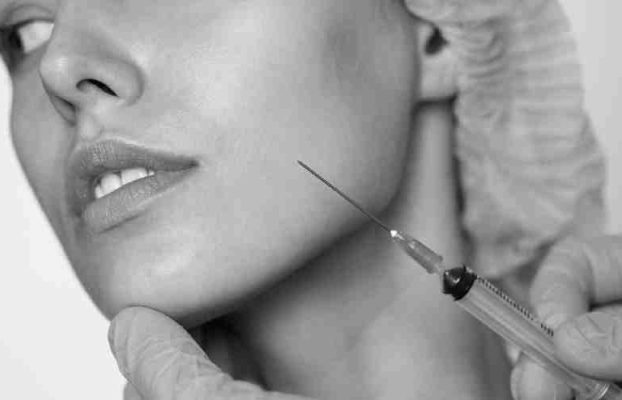 زاویه سازی فک با تزریق بوتاکس؛ مزایا و هزینه